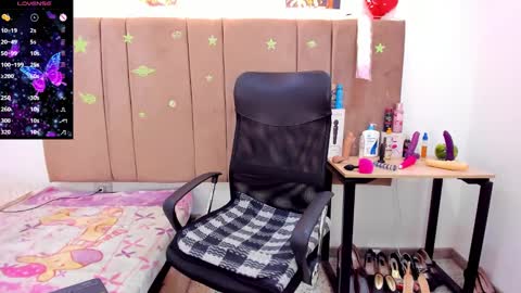 Snapshot of sammy_mature_ chatting on 12.17.24 Sammy online show from 12.17.24