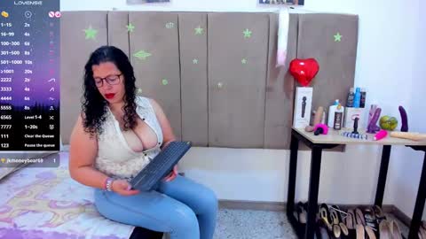 Snapshot of sammy_mature_ chatting on 01.29.25 Sammy online show from 01.29.25