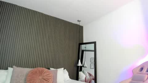 Axel online show from 09.28.25