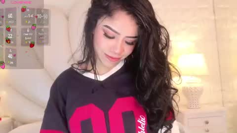 Snapshot of sammyjhuls chatting on 06.15.26 samanta online show from 06.15.26