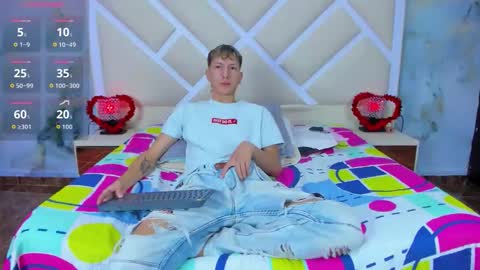 Snapshot of sammysex_ chatting on 11.28.25 SAMMY online show from 11.28.25