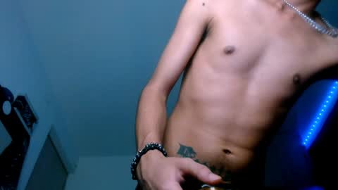   online show from 02.01.25