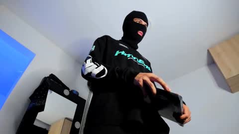   online show from 11.19.25