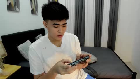 Sam online show from 11.04.25