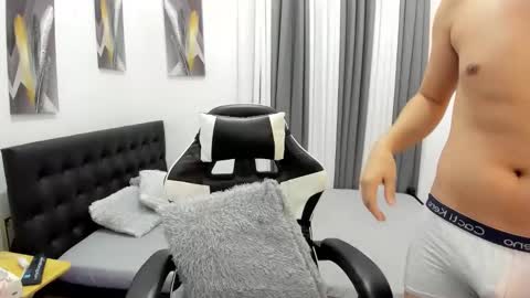 Sam online show from 12.02.25