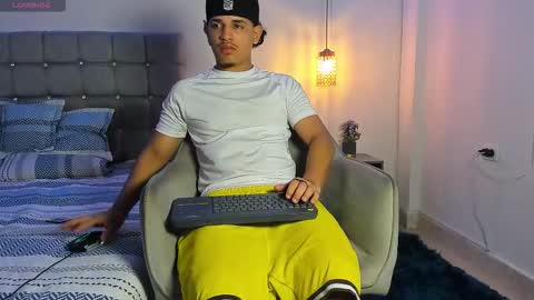 samxx_muscle online show from 10.05.25