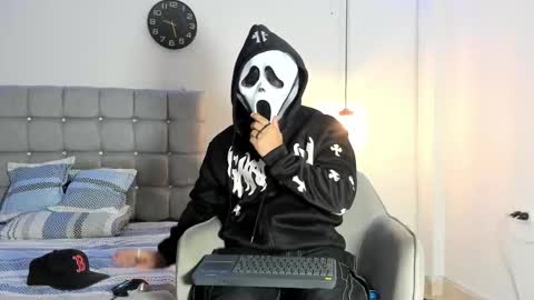 samxx_muscle online show from 10.17.25