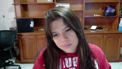 Snapshot of samy_green_ chatting on 10.14.25 samy_green_ online show from 10.14.25