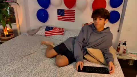 Snapshot of samy_twink chatting on 07.05.26 Sammy online show from 07.05.26