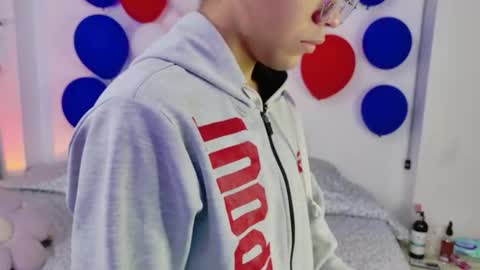 Snapshot of samy_twink chatting on 07.06.26 Sammy online show from 07.06.26