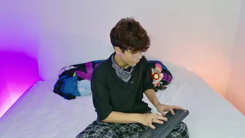 Snapshot of samy_twink chatting on 07.11.26 Sammy online show from 07.11.26
