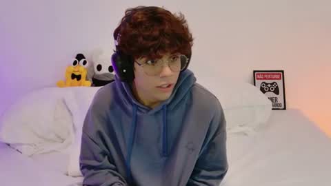 Snapshot of samy_twink chatting on 07.13.26 Sammy online show from 07.13.26