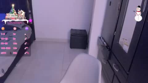 Snapshot of samykiss chatting on 12.19.24 SamyHolbrook online show from 12.19.24