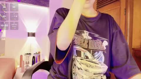 Vaioleth San online show from 09.12.25
