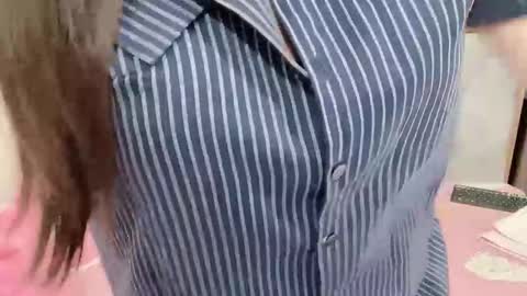 sanami_sian_ online show from 09.17.25