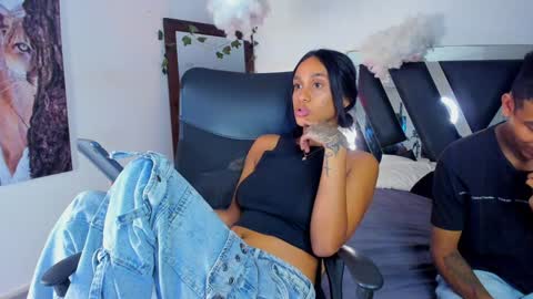 MilaSander online show from 01.22.25