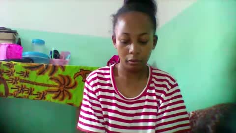 sandra1253099 online show from 11.04.25