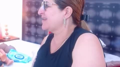 SANDRA online show from 11.19.25