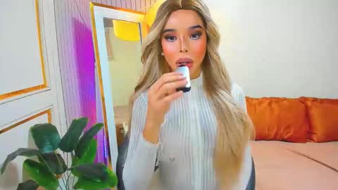 Sandra Hornball online show from 11.30.25