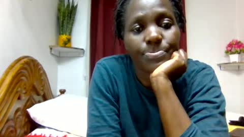 Snapshot of sandra_milly chatting on 06.30.26 sandra online show from 06.30.26