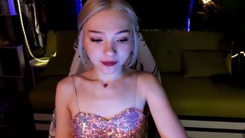 Sandy  online show from 01.19.25