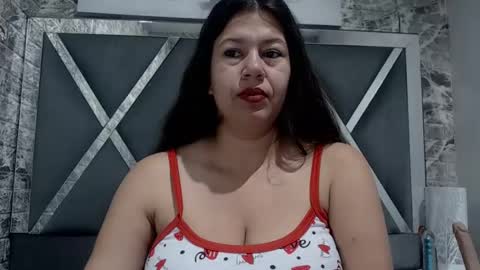 Snapshot of sandraclarkx69 chatting on 12.29.24 sandraclarkx69 online show from 12.29.24
