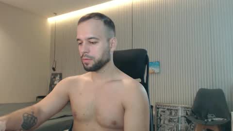 DeAlex online show from 10.22.25