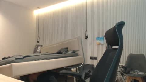 DeAlex online show from 10.24.25