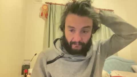 Sandro Andersom online show from 11.24.25