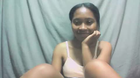 Snapshot of sandy735579 chatting on 10.16.25 sandy735579 online show from 10.16.25