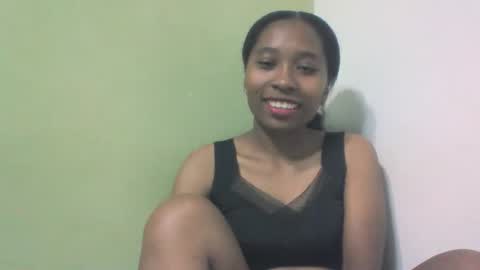 Snapshot of sandy735579 chatting on 10.18.25 sandy735579 online show from 10.18.25