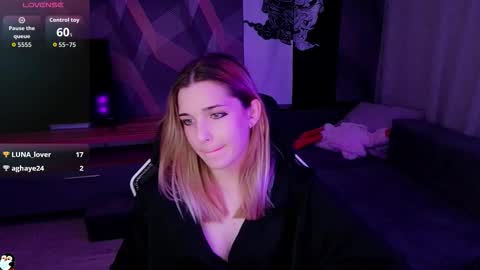 sandy_belle88 online show from 10.02.25