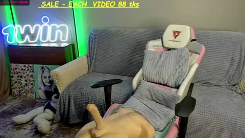 Sandy and Chris online show from 12.06.24