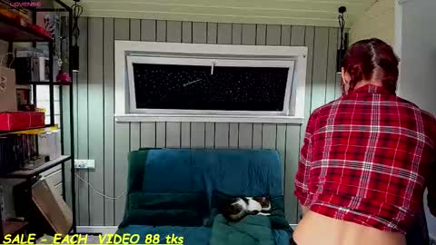 Sandy and Chris online show from 12.17.25