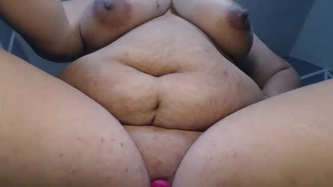 Snapshot of sandy_louisexxx chatting on 12.10.24 sandy louisexxx online show from 12.10.24