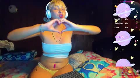 sandy_straw online show from 01.08.26