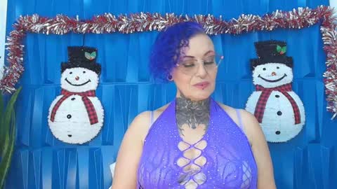Sandy Rose online show from 12.21.24