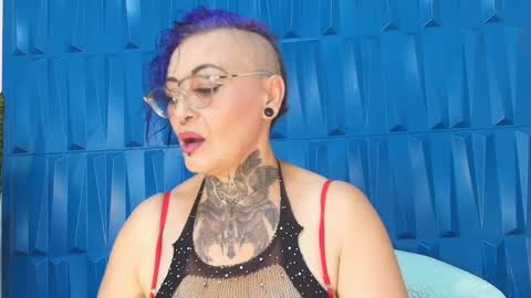 Sandy Rose online show from 01.08.25