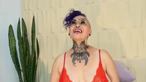 Sandy Rose online show from 03.07.25