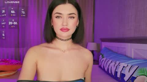 Sandy online show from 10.13.25