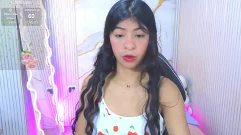 Snapshot of sandyy_tay chatting on 04.29.26 sandyy_tay online show from 04.29.26