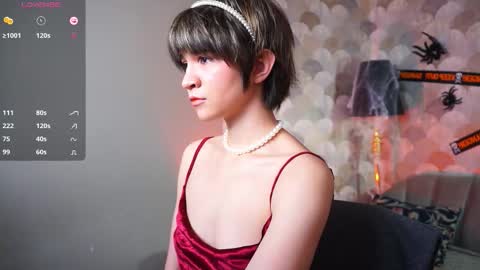 Snapshot of sandzu_ chatting on 11.01.25 Viola  online show from 11.01.25