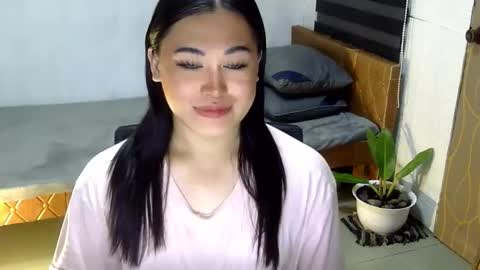 Snapshot of sangre_danaya chatting on 09.23.25 DANAYA online show from 09.23.25