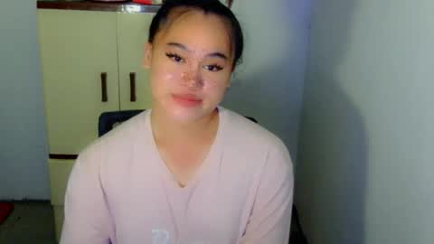 Snapshot of sangre_danaya chatting on 11.28.25 DANAYA online show from 11.28.25