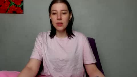 Snapshot of sannyflower chatting on 09.21.25 karina online show from 09.21.25