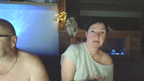 Snapshot of sanroom chatting on 11.19.25 sanroom online show from 11.19.25