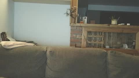 Snapshot of sanroom chatting on 01.13.26 sanroom online show from 01.13.26