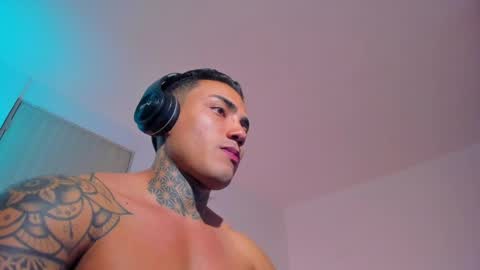 Santi Ferrer online show from 03.19.26