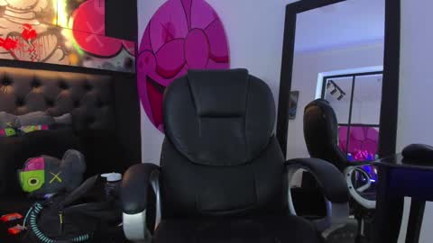 santi online show from 12.04.24