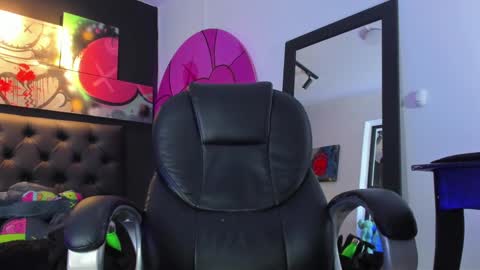 santi online show from 01.22.25